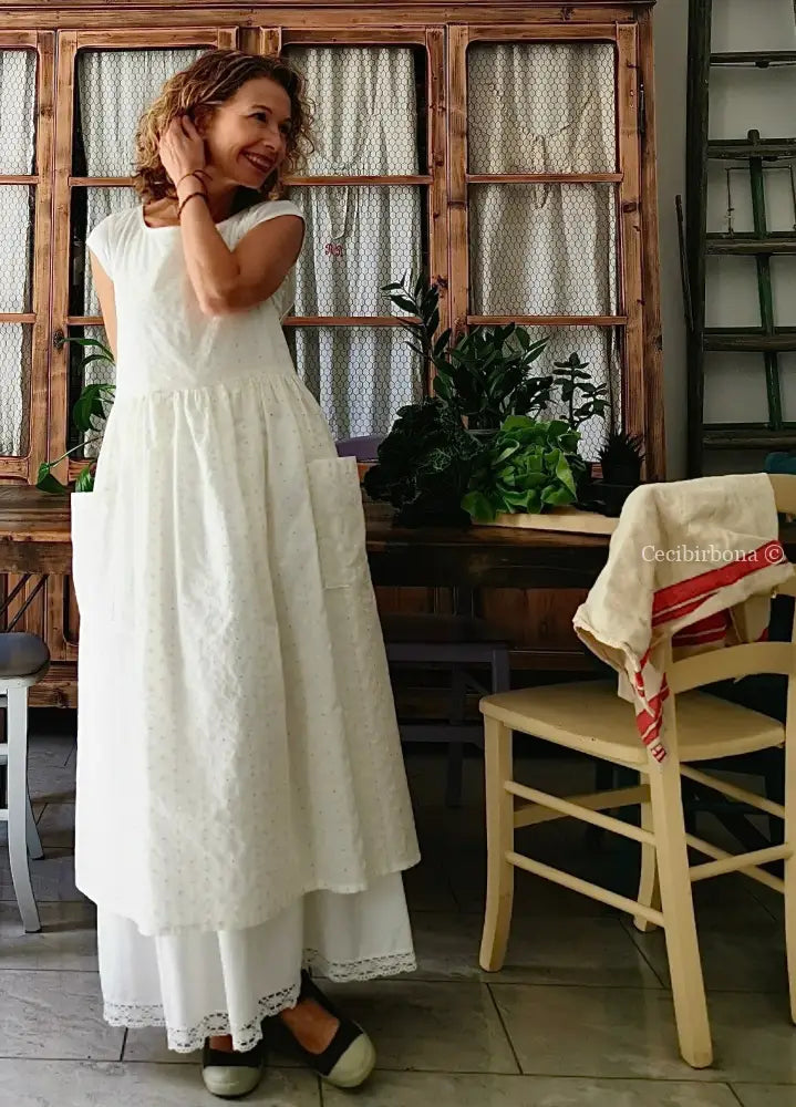 Grembiule da cucina per donna in sangallo di cotone (Ref. 60) grembiule donna tessuti moderni