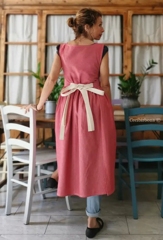 Grembiule donna rosso ciliegia con lacci panna (Ref. 316) grembiule donna tessuti moderni