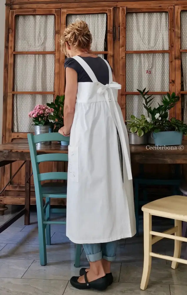 Grembiule impero in cotone vintage con tasche ricamate a margherite (Ref. 178) grembiule donna tessuti antichi