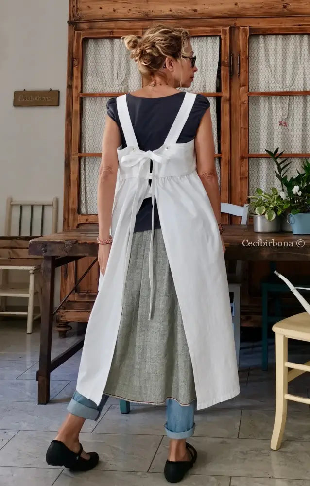 Grembiule impero in cotone vintage con tasche ricamate a margherite (Ref. 178) grembiule donna tessuti antichi