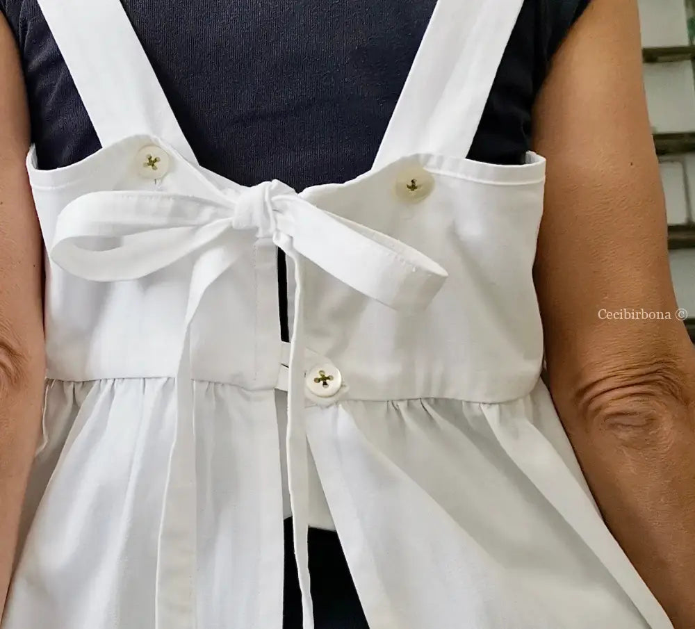 Grembiule impero in cotone vintage con tasche ricamate a margherite (Ref. 178) grembiule donna tessuti antichi
