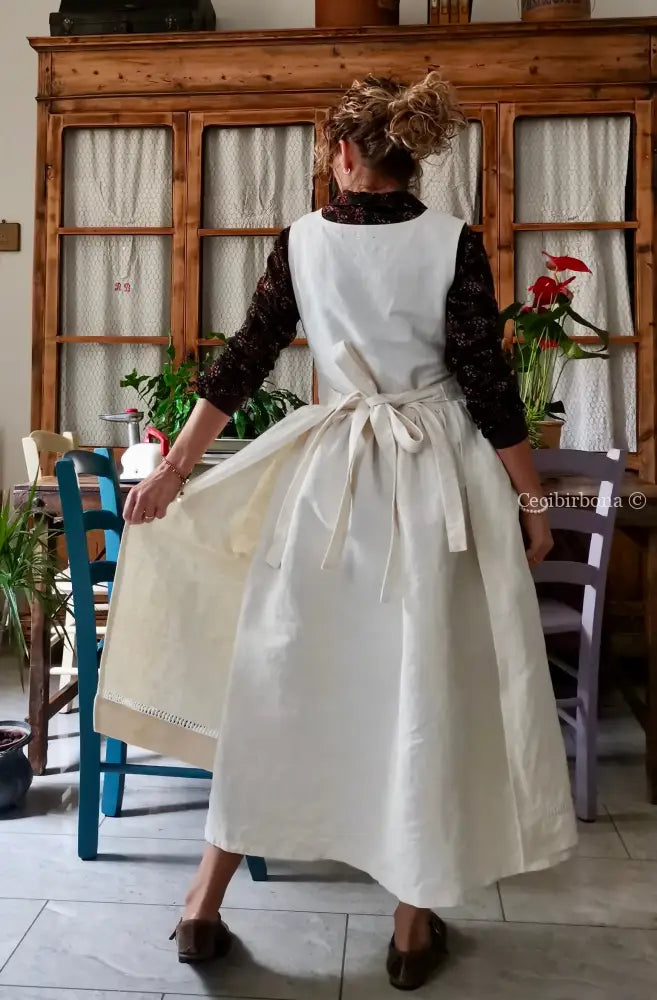 Grembiule in canapa e lino con sfilatura e monogramma UDC (Ref. 480) grembiule donna tessuti antichi