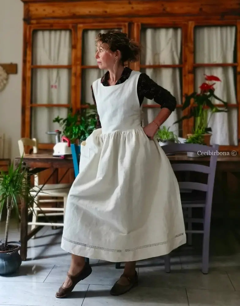 Grembiule in canapa e lino con sfilatura e monogramma UDC (Ref. 480) grembiule donna tessuti antichi