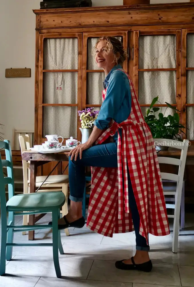 Grembiule in cotone a quadri rossi (Ref. 402) grembiule donna tessuti moderni