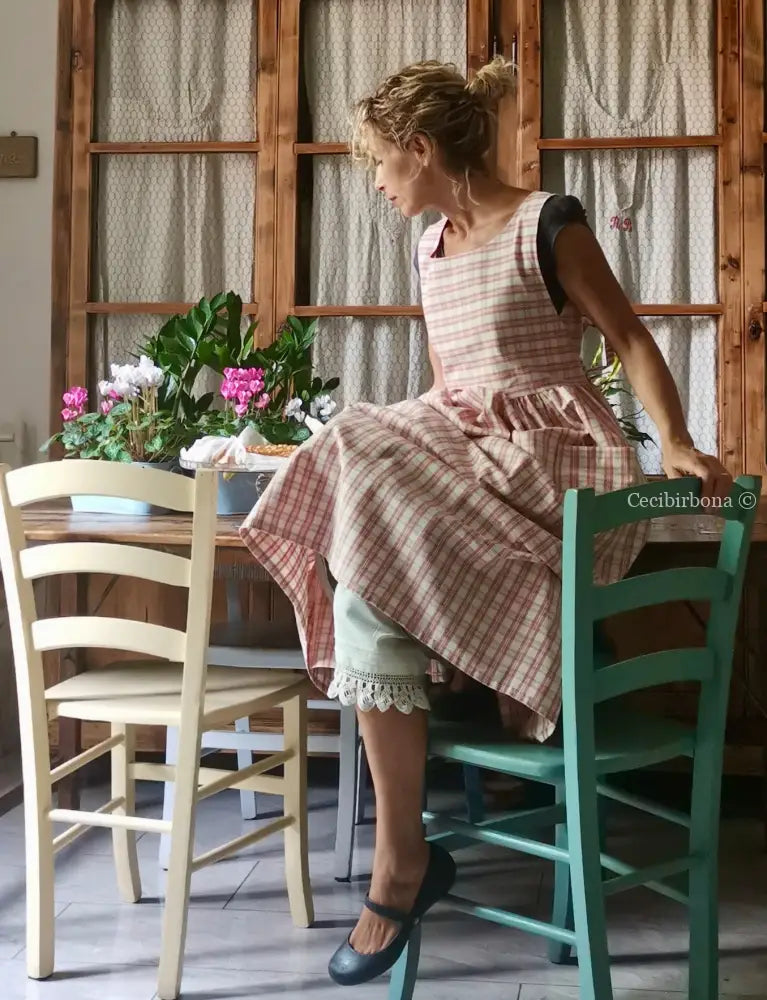 Grembiule in cotone a quadri tartan rosa e panna con lacci coordinati (Ref. 320) grembiule donna tessuti moderni