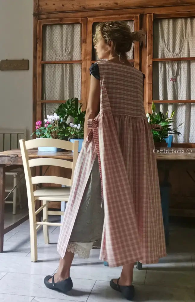 Grembiule in cotone a quadri tartan rosa e panna con lacci coordinati (Ref. 320) grembiule donna tessuti moderni