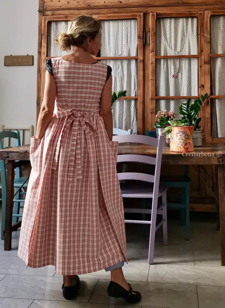 Grembiule in cotone a quadri tartan rosa e panna (Ref. 183) grembiule donna tessuti moderni
