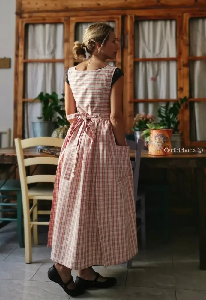 Grembiule in cotone a quadri tartan rosa e panna (Ref. 183) grembiule donna tessuti moderni