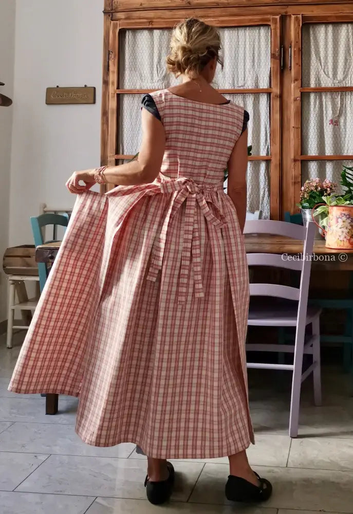 Grembiule in cotone a quadri tartan rosa e panna (Ref. 183) grembiule donna tessuti moderni