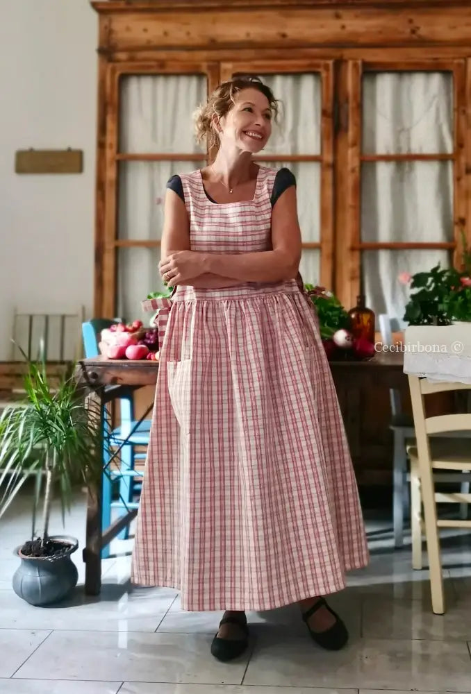 Grembiule in cotone a quadri tartan rosa e panna (Ref. 514) - grembiule donna tessuti moderni