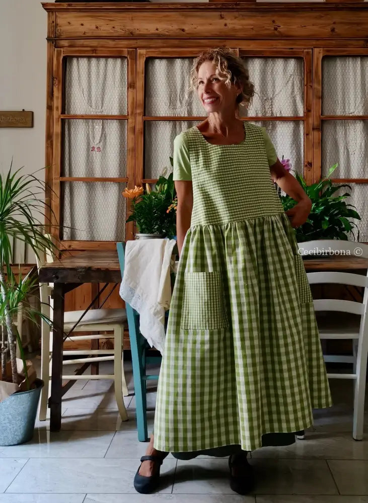 Grembiule in cotone a quadri verdi patchwork (Ref. 426) grembiule donna tessuti moderni