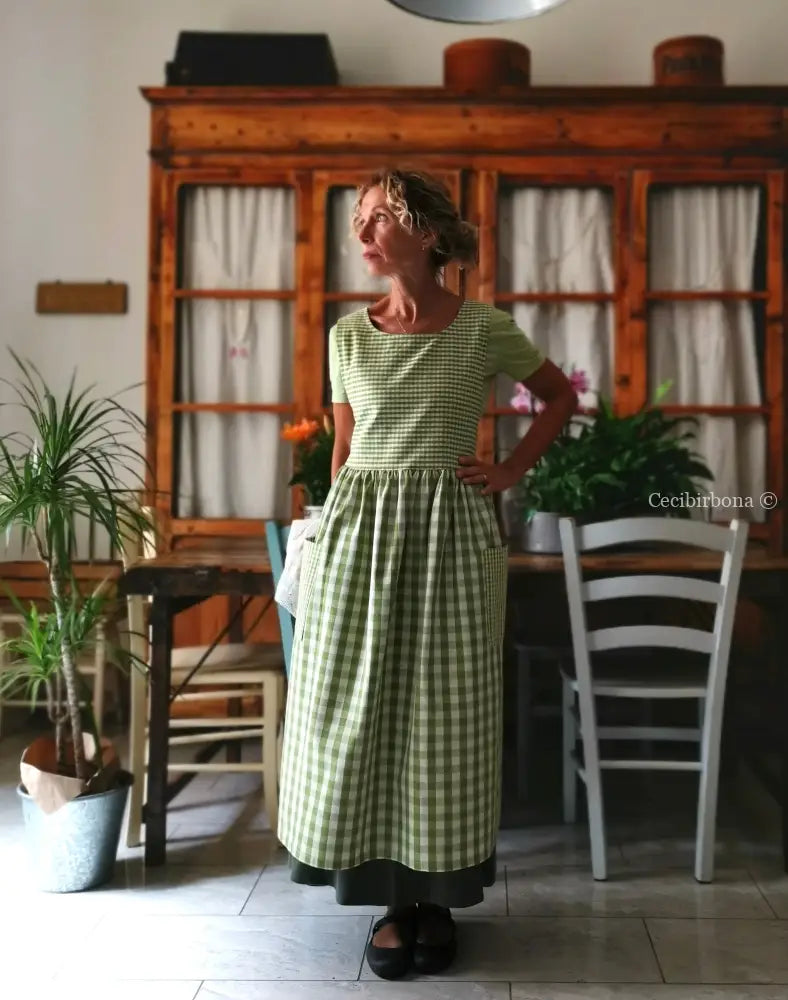 Grembiule in cotone a quadri verdi patchwork (Ref. 426) grembiule donna tessuti moderni