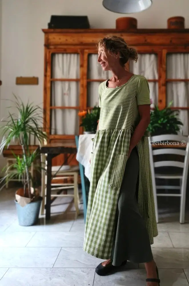 Grembiule in cotone a quadri verdi patchwork (Ref. 426) grembiule donna tessuti moderni