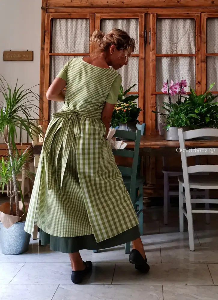 Grembiule in cotone a quadri verdi patchwork (Ref. 426) grembiule donna tessuti moderni