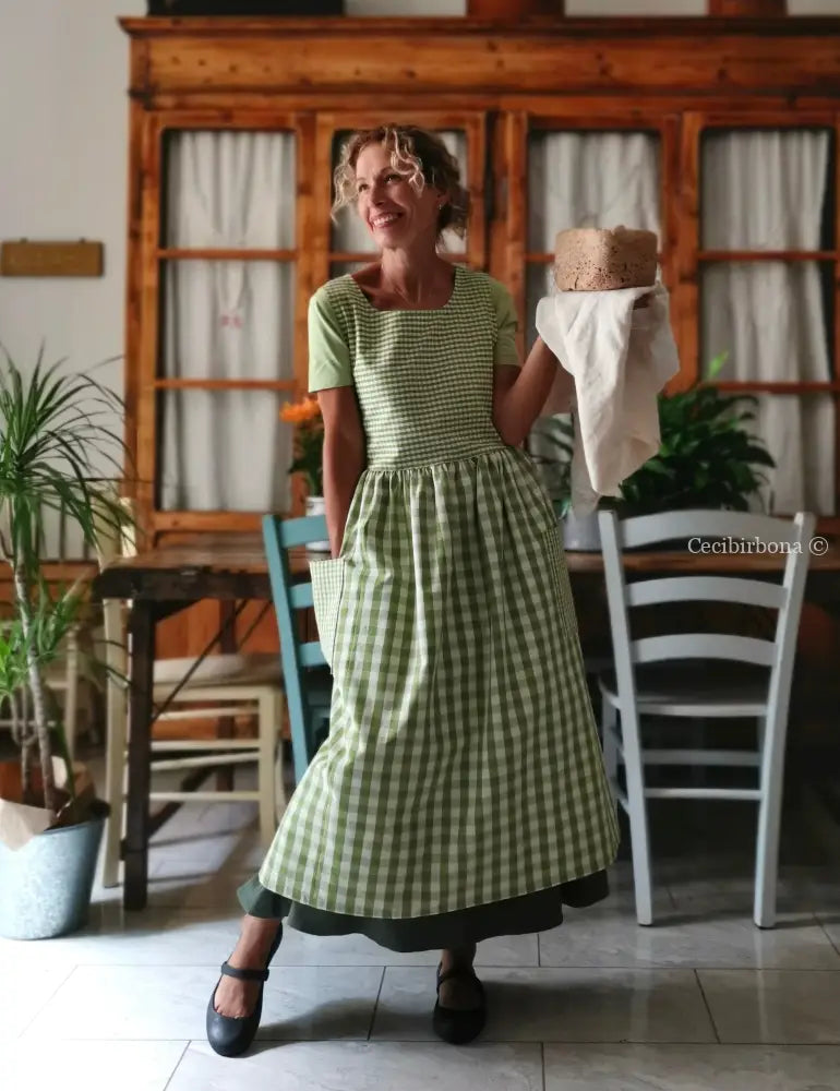 Grembiule in cotone a quadri verdi patchwork (Ref. 426) grembiule donna tessuti moderni
