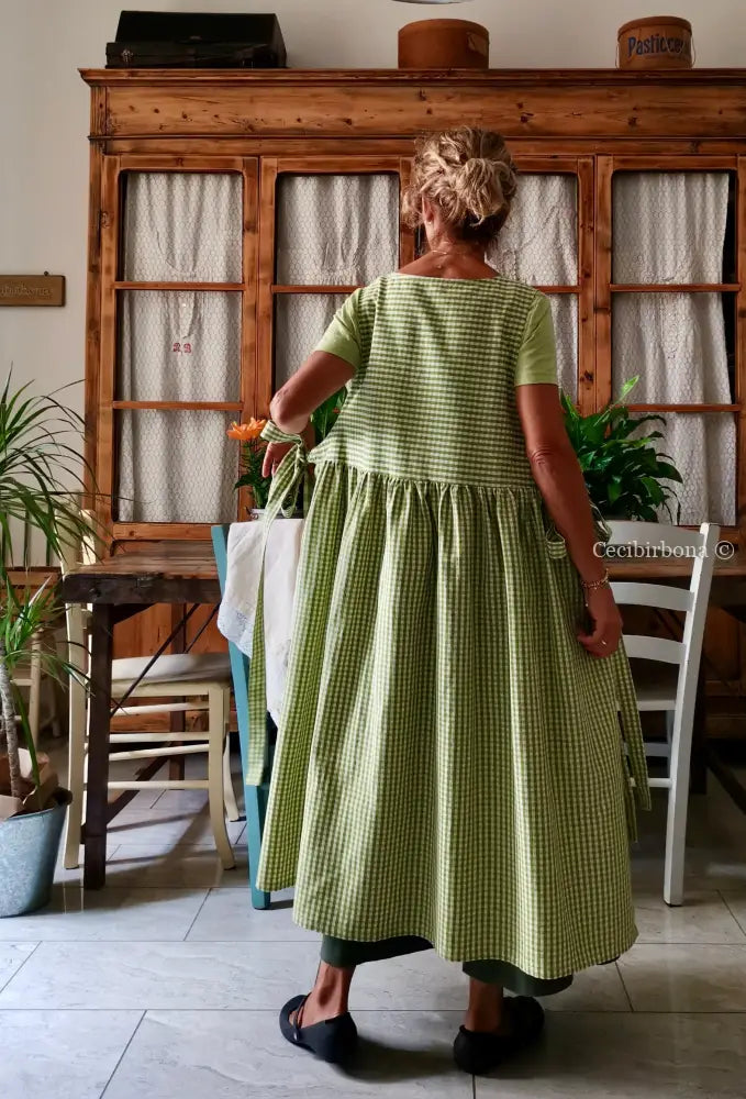 Grembiule in cotone a quadri verdi patchwork (Ref. 426) grembiule donna tessuti moderni
