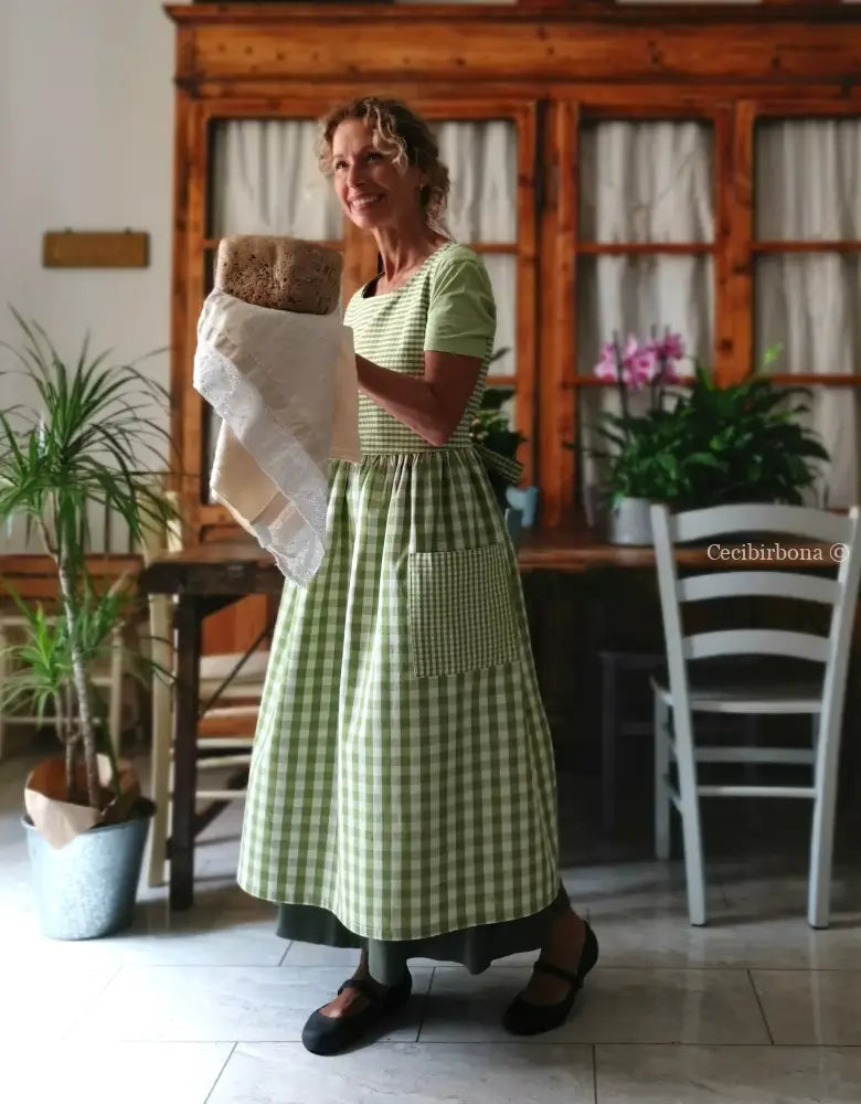 Grembiule in cotone a quadri verdi patchwork (Ref. 426) grembiule donna tessuti moderni