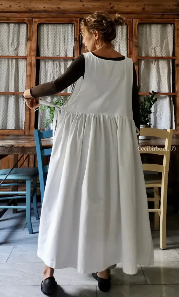 Grembiule in cotone antico con monogramma FP e ricamo con fiocchi (Ref. 16) grembiule donna tessuti antichi