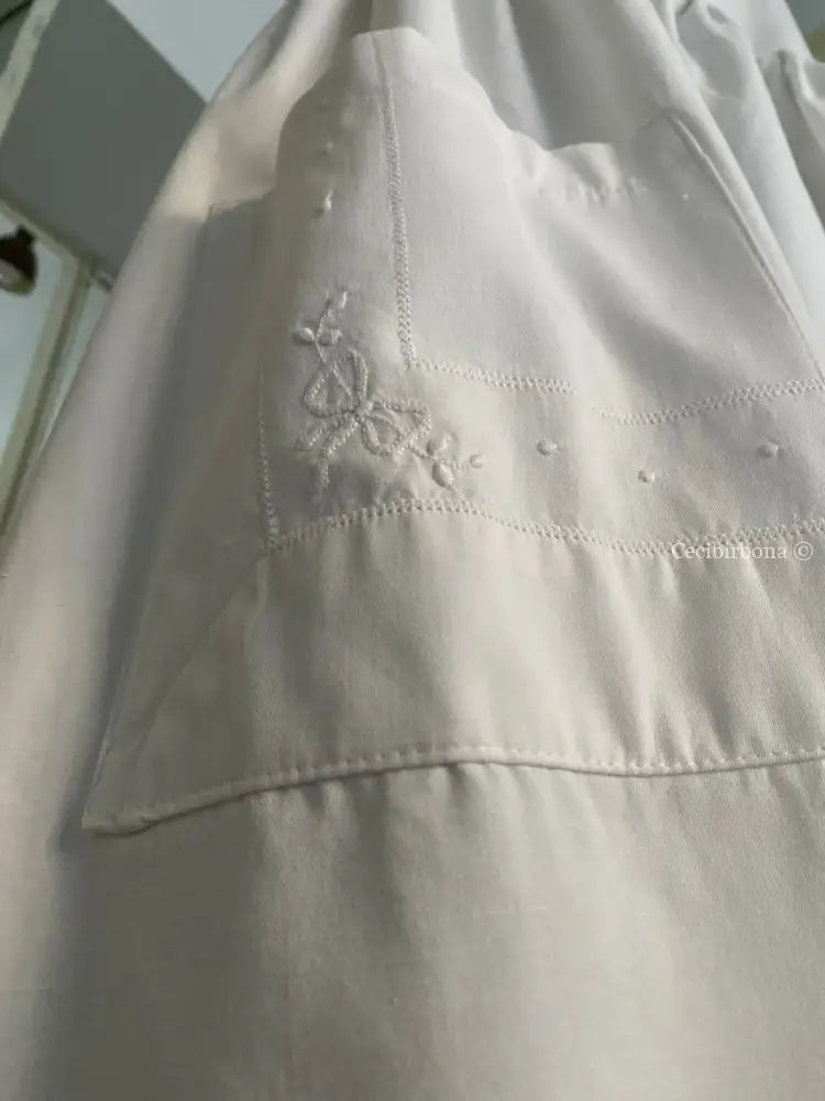 Grembiule in cotone antico con monogramma FP e ricamo con fiocchi (Ref. 16) grembiule donna tessuti antichi