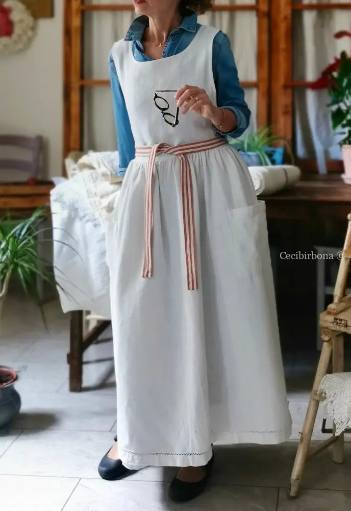 Grembiule in cotone antico con monogramma TS e sfilatura (Ref. 476) grembiule donna tessuti antichi