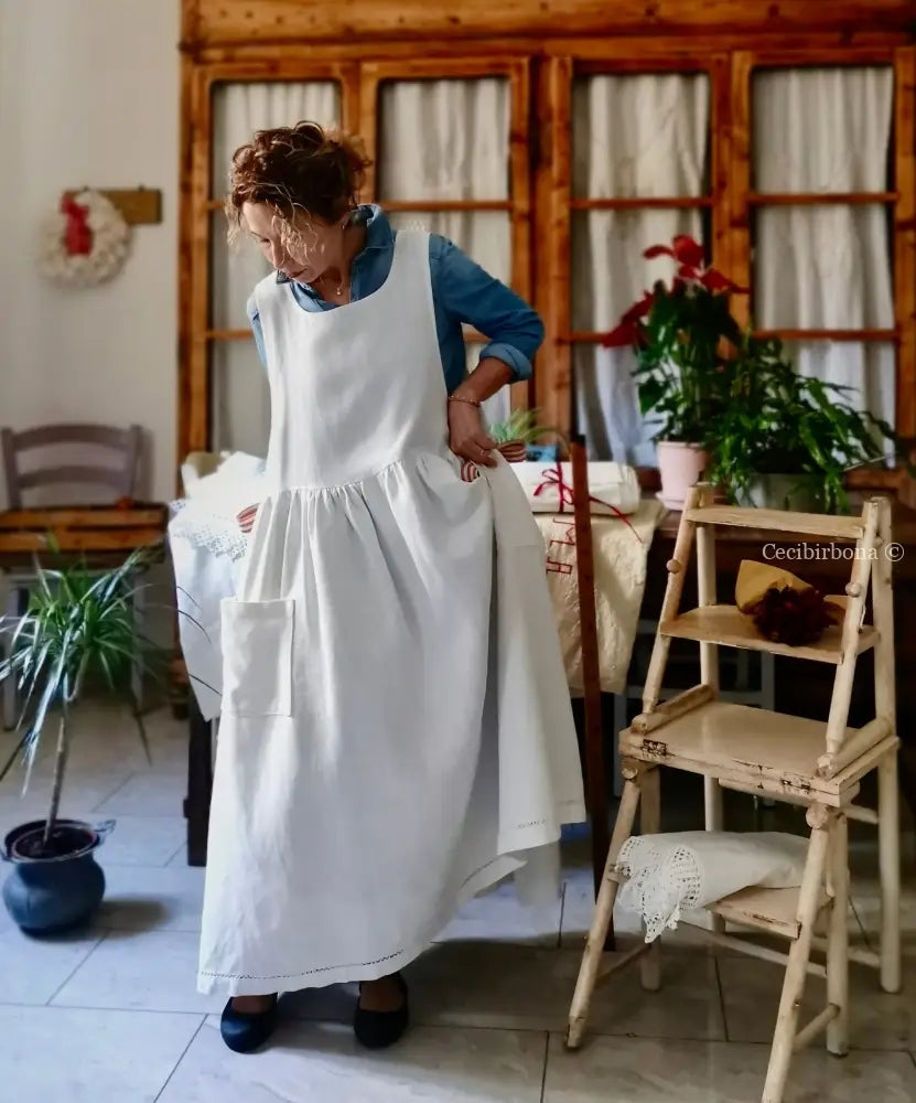 Grembiule in cotone antico con monogramma TS e sfilatura (Ref. 476) grembiule donna tessuti antichi