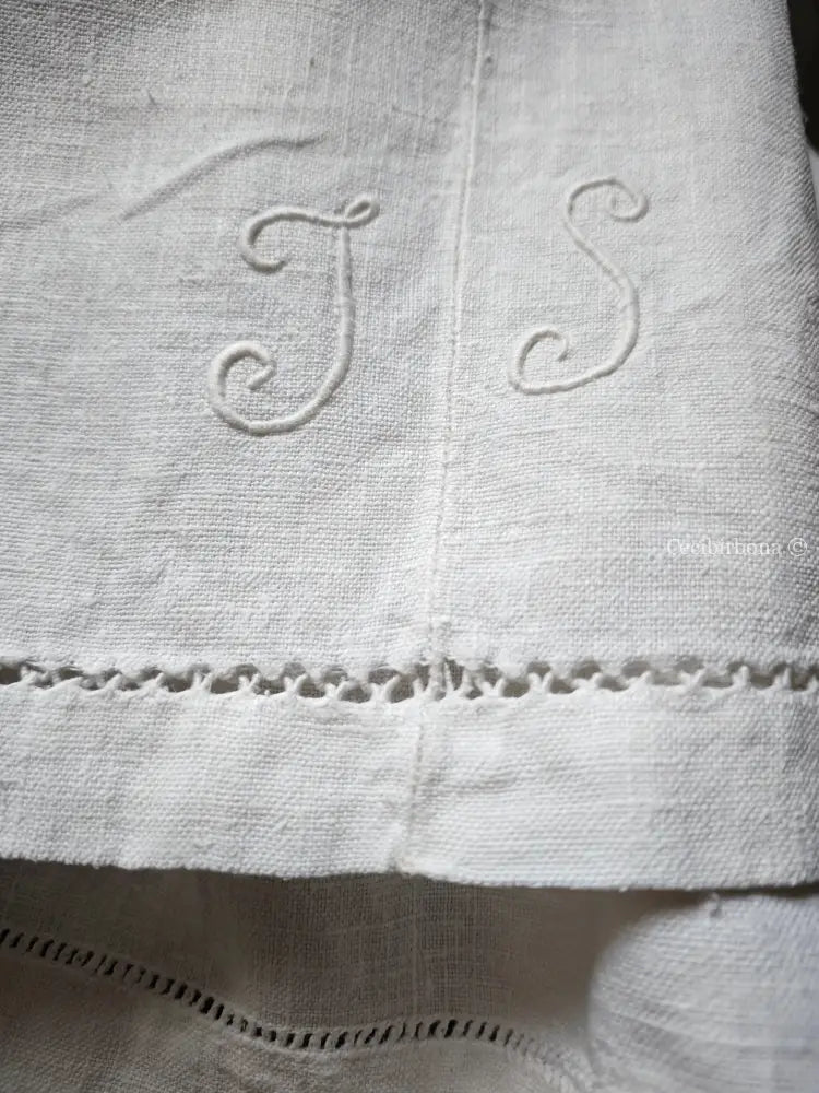 Grembiule in cotone antico con monogramma TS e sfilatura (Ref. 476) grembiule donna tessuti antichi