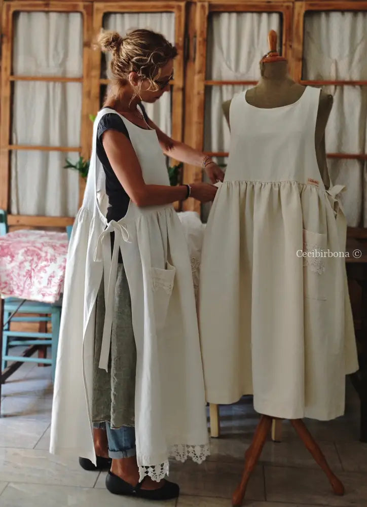 Grembiule in cotone con bordo all’uncinetto (Ref.220) grembiule donna in tessuto antico