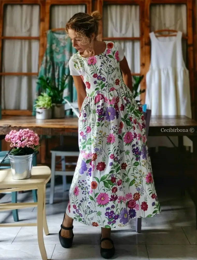 Grembiule in cotone con i fiori dell’estate (Ref. 169) grembiule donna tessuti moderni
