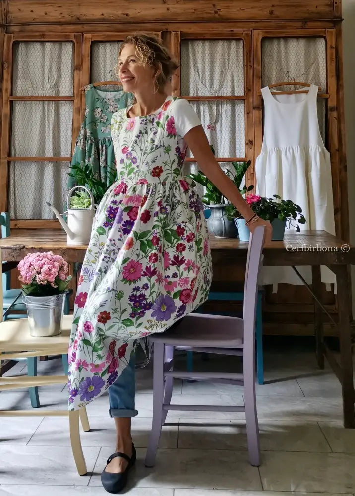 Grembiule in cotone con i fiori dell’estate (Ref. 169) grembiule donna tessuti moderni