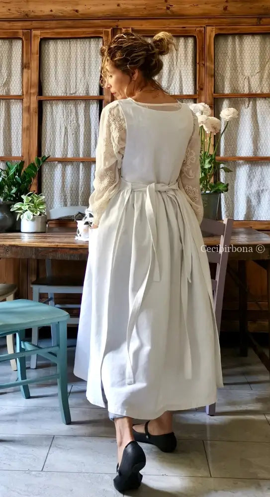 Grembiule in cotone con monogramma C (Ref. 158) grembiule donna tessuti antichi