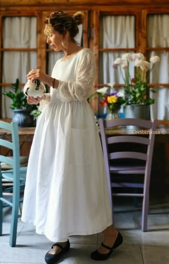 Grembiule in cotone con monogramma C (Ref. 158) grembiule donna tessuti antichi