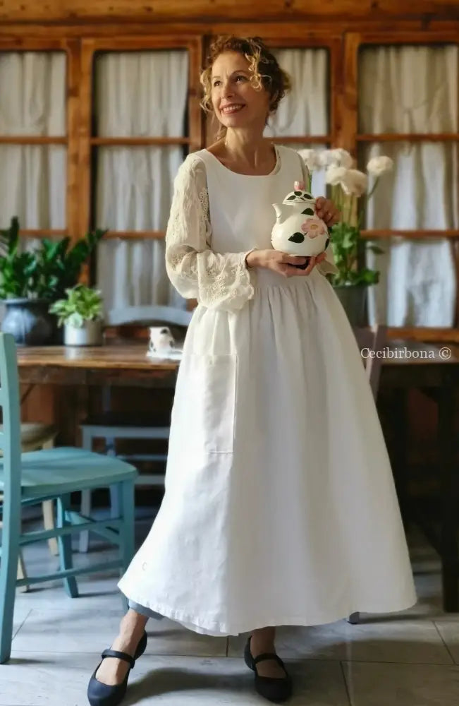 Grembiule in cotone con monogramma C (Ref. 158) grembiule donna tessuti antichi