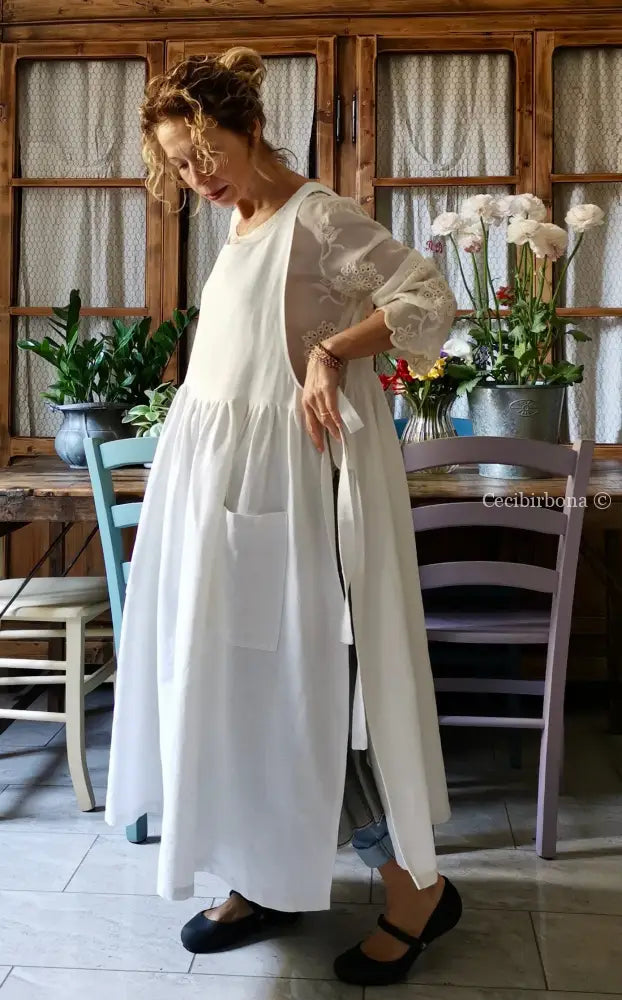 Grembiule in cotone con monogramma C (Ref. 158) grembiule donna tessuti antichi