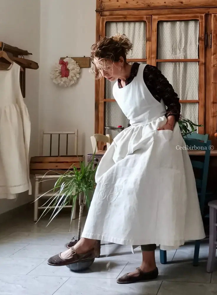 Grembiule in cotone e canapa con monogramma EF (Ref. 481) grembiule donna tessuti antichi