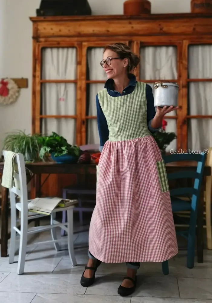 Grembiule in cotone patchwork a quadri rosa e verdi (Ref. 449) grembiule donna tessuti moderni