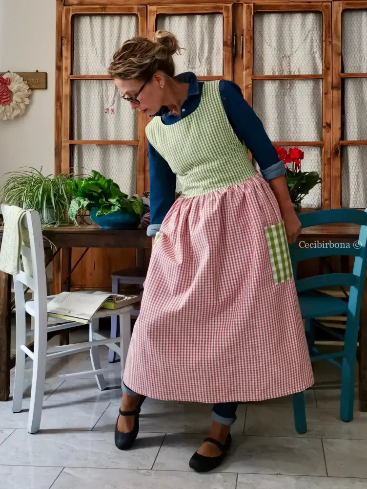 Grembiule in cotone patchwork a quadri rosa e verdi (Ref. 449) grembiule donna tessuti moderni