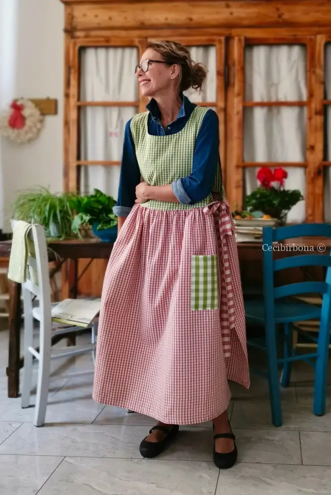Grembiule in cotone patchwork a quadri rosa e verdi (Ref. 449) grembiule donna tessuti moderni