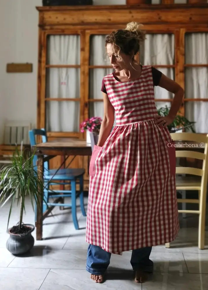 Grembiule in cotone patchwork a righe e quadri rosso ciliegia (Ref. 508) - grembiule donna tessuti moderni