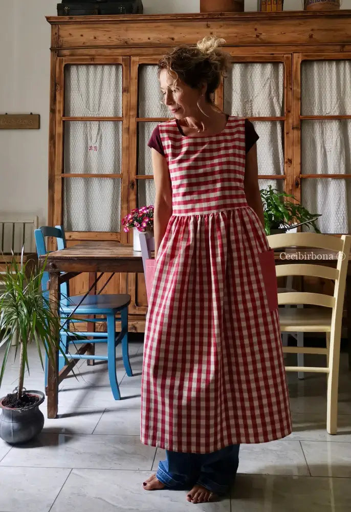 Grembiule in cotone patchwork a righe e quadri rosso ciliegia (Ref. 508) - grembiule donna tessuti moderni
