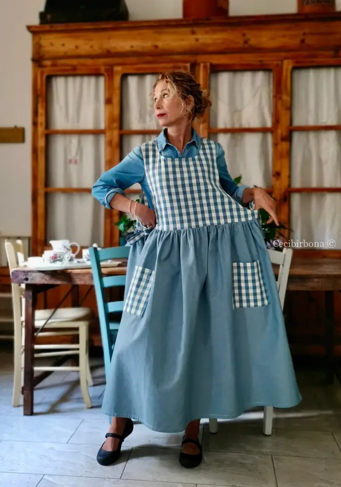 Grembiule in cotone patchwork azzurro polveroso (Ref. 401) grembiule donna tessuti moderni