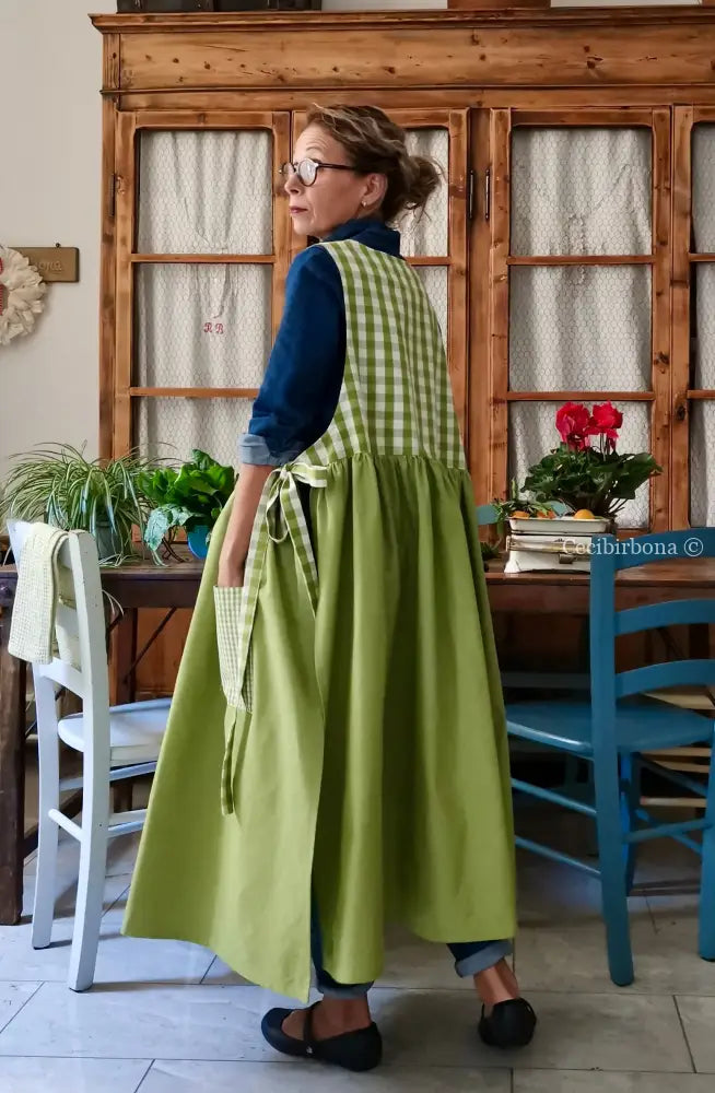 Grembiule in cotone patchwork verde kiwi (Ref. 450) grembiule donna tessuti moderni