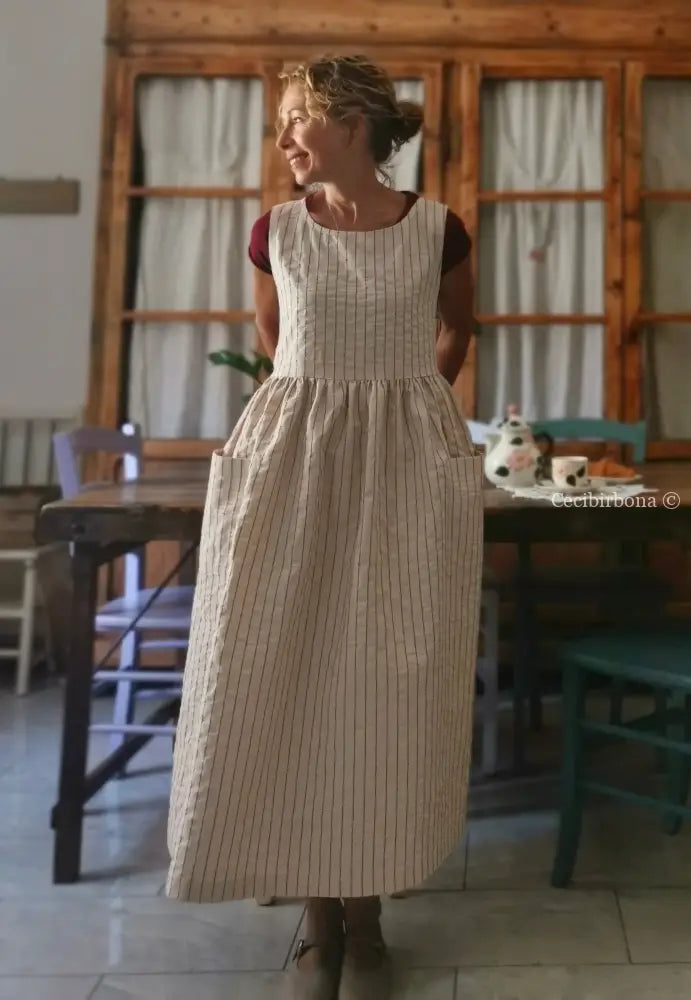 Grembiule in cotone rigato beige e rosso scuro (Ref. 28) grembiule donna tessuti moderni