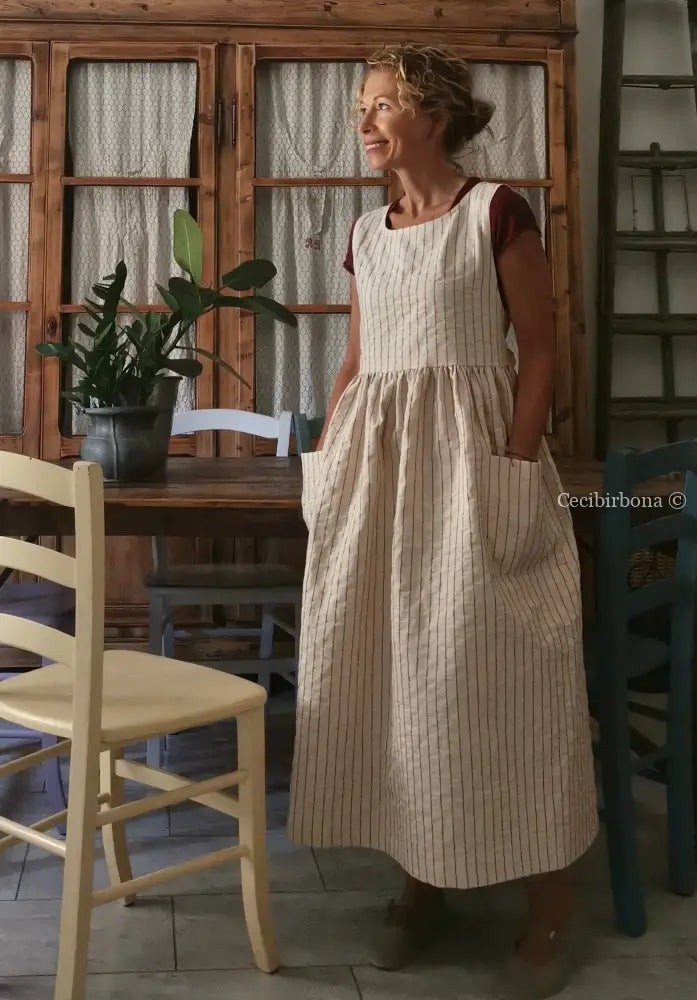 Grembiule in cotone rigato beige e rosso scuro (Ref. 28) grembiule donna tessuti moderni