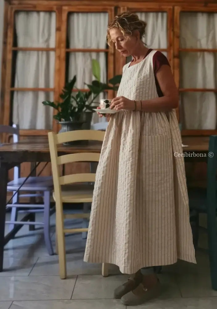 Grembiule in cotone rigato beige e rosso scuro (Ref. 28) grembiule donna tessuti moderni