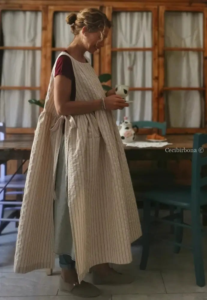 Grembiule in cotone rigato beige e rosso scuro (Ref. 28) grembiule donna tessuti moderni