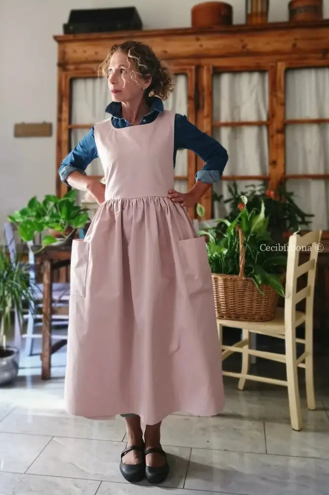 Grembiule in cotone rosa cipria (Ref. 526) - grembiule donna tessuti moderni