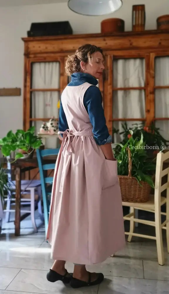 Grembiule in cotone rosa cipria (Ref. 526) - grembiule donna tessuti moderni