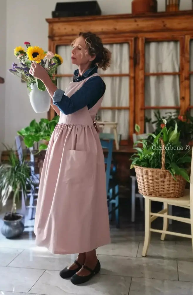 Grembiule in cotone rosa cipria (Ref. 526) - grembiule donna tessuti moderni