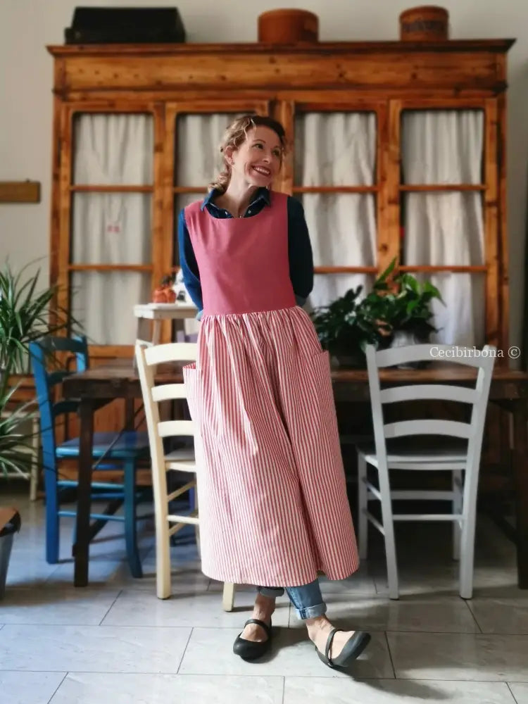 Grembiule in cotone rosso ciliegia (Ref. 394)) grembiule donna tessuti moderni