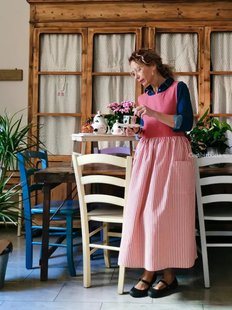 Grembiule in cotone rosso ciliegia (Ref. 394)) grembiule donna tessuti moderni